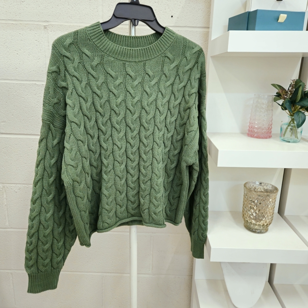 Cableknit Sweater - Picture 2 of 7